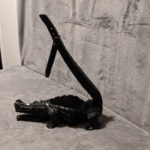 Crocodile Wine Bottle Holder Wooden Display Bar Home African Jungle Safari Decor - Picture 3 of 12